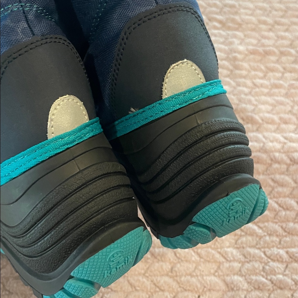 Kamik Womens Snow Boots - size 7 - Picture 9 of 12